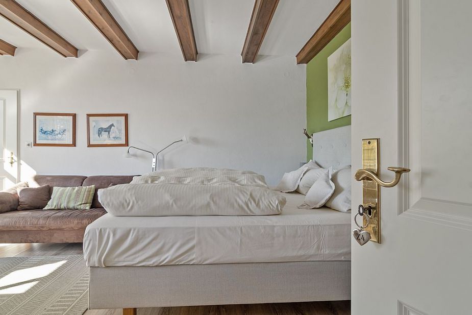 Ferienwohnungen, Übernachtungsangebote & Familienzimmer I Eutin, Plön & Sierksdorf