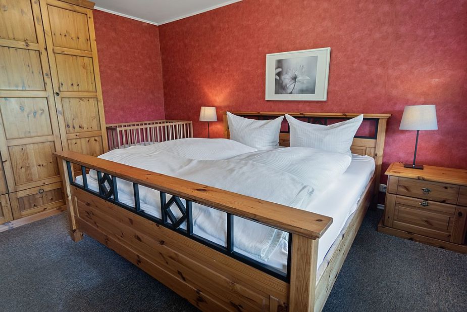 Ferienwohnungen, Übernachtungsangebote & Familienzimmer I Eutin, Plön & Sierksdorf