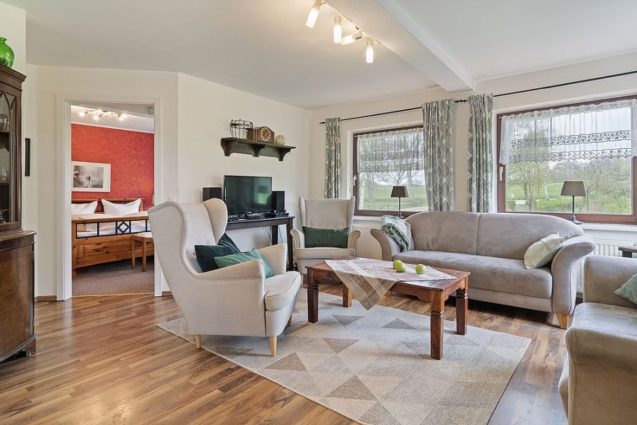 Ferienwohnungen, Übernachtungsangebote & Familienzimmer I Eutin, Plön & Sierksdorf