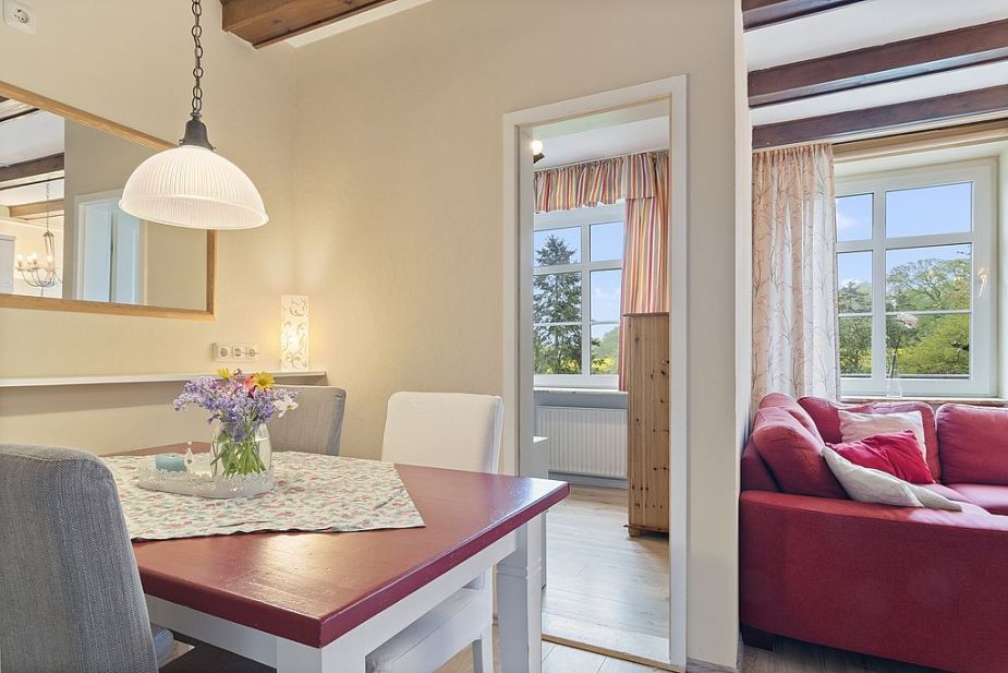 Ferienwohnungen, Übernachtungsangebote & Familienzimmer I Eutin, Plön & Sierksdorf